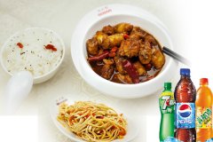 張成榮香辣雞架飯加盟——市場(chǎng)寬廣，開(kāi)店無(wú)壓力！